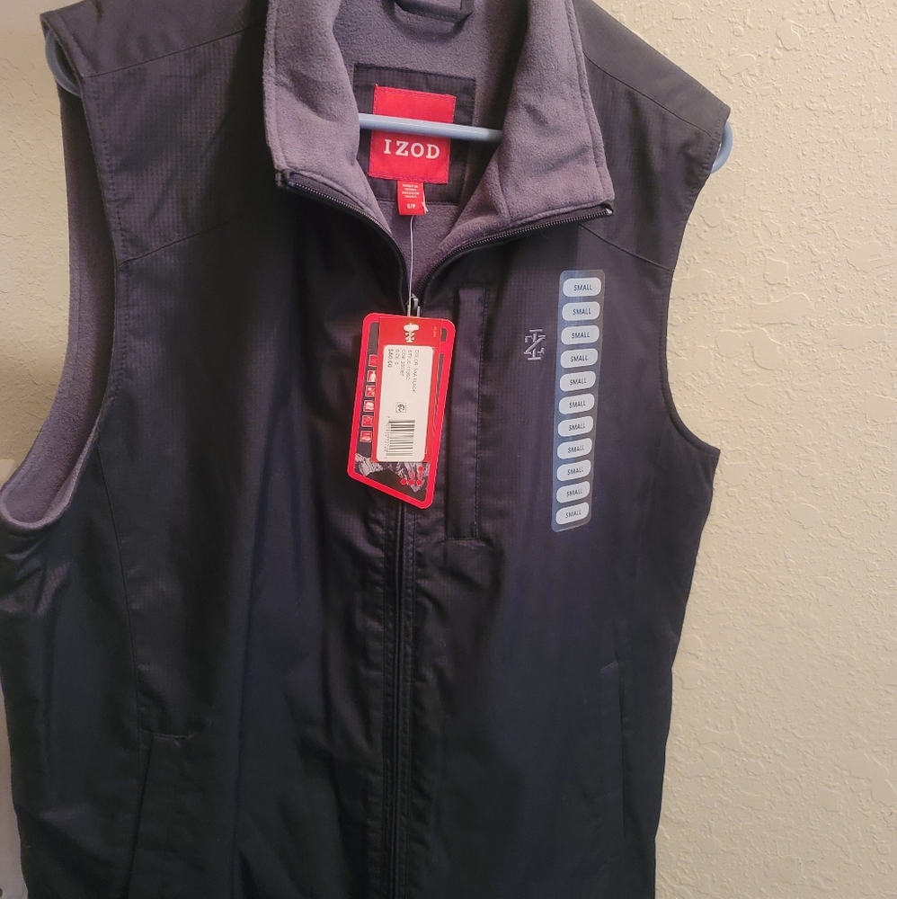 Wind/water resistant IZOD vest athletic fit for easy mobility multi seasonal use